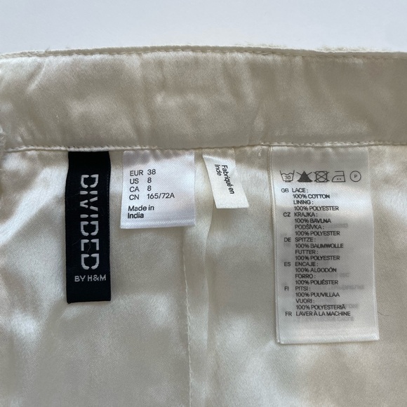 H&M Lace Skirt - Picture 2 of 2